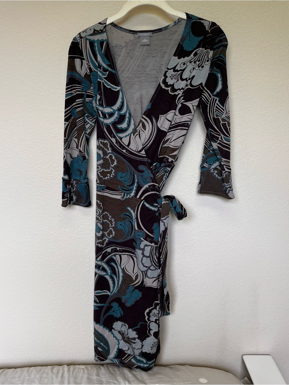 Ann Taylor Floral Wrap Dress in Teal, Gray & Black
